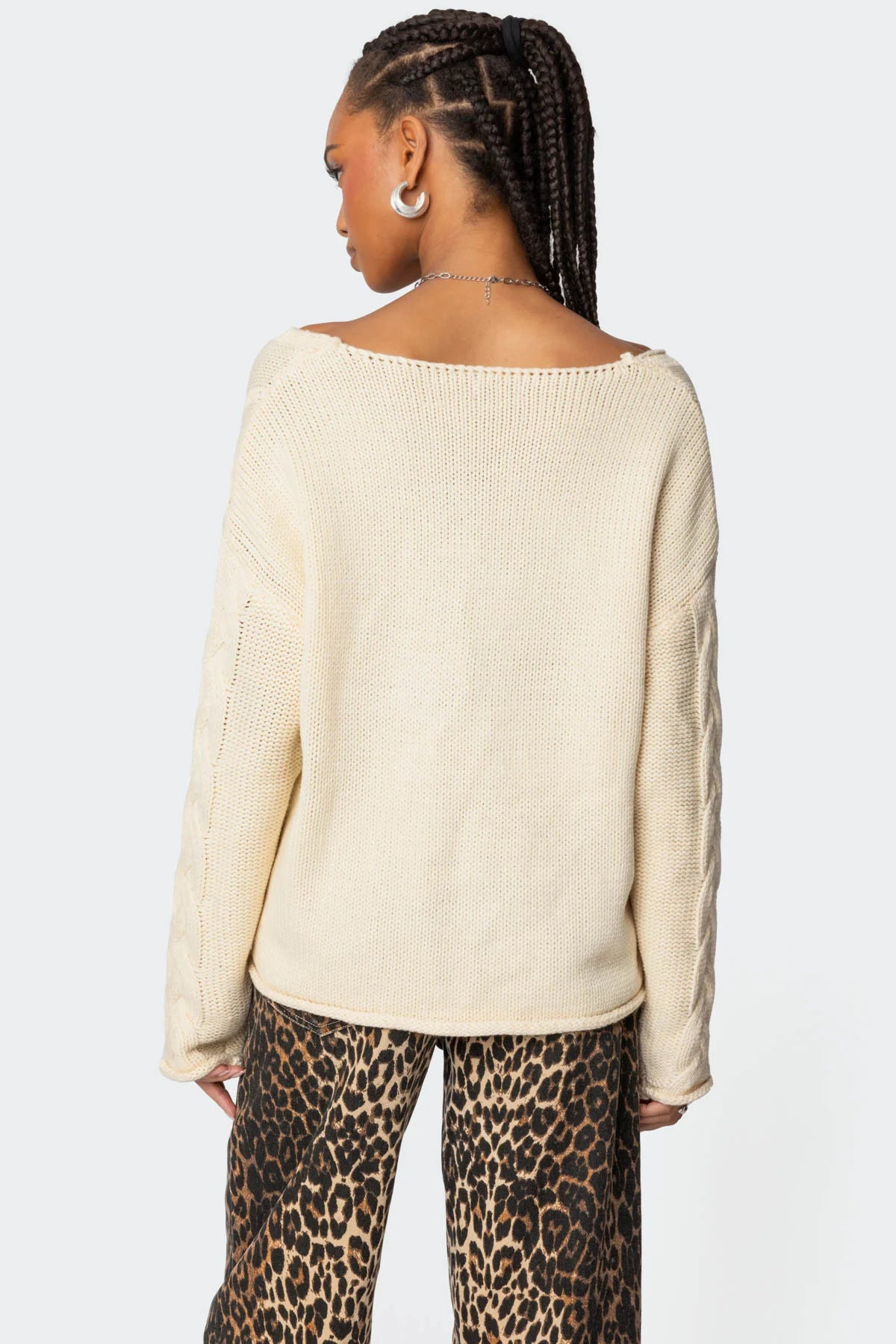 Oversized Knit V-neck Cable Sweater